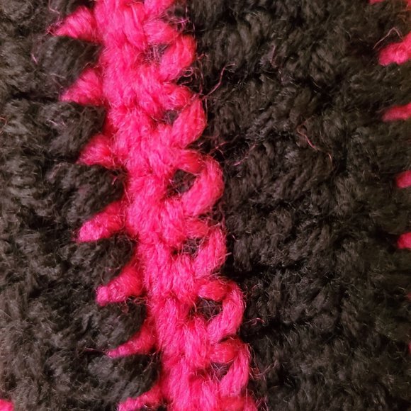 Crochet Black and Hot Pink Stripe Cowl/New - Picture 3 of 5